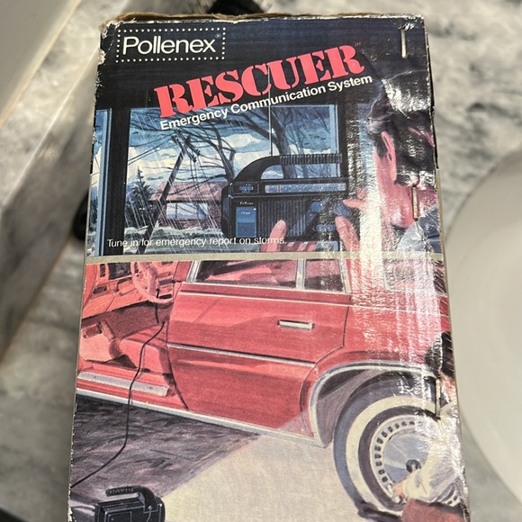 Old school retro style vintage Pollenex Rescuer Emergency communication system - Picture 3 of 6